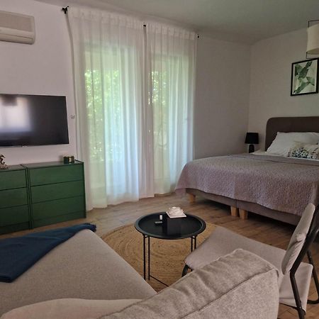 Mystica - Charming Studio Apartment On The Beach Kruševo Екстериор снимка